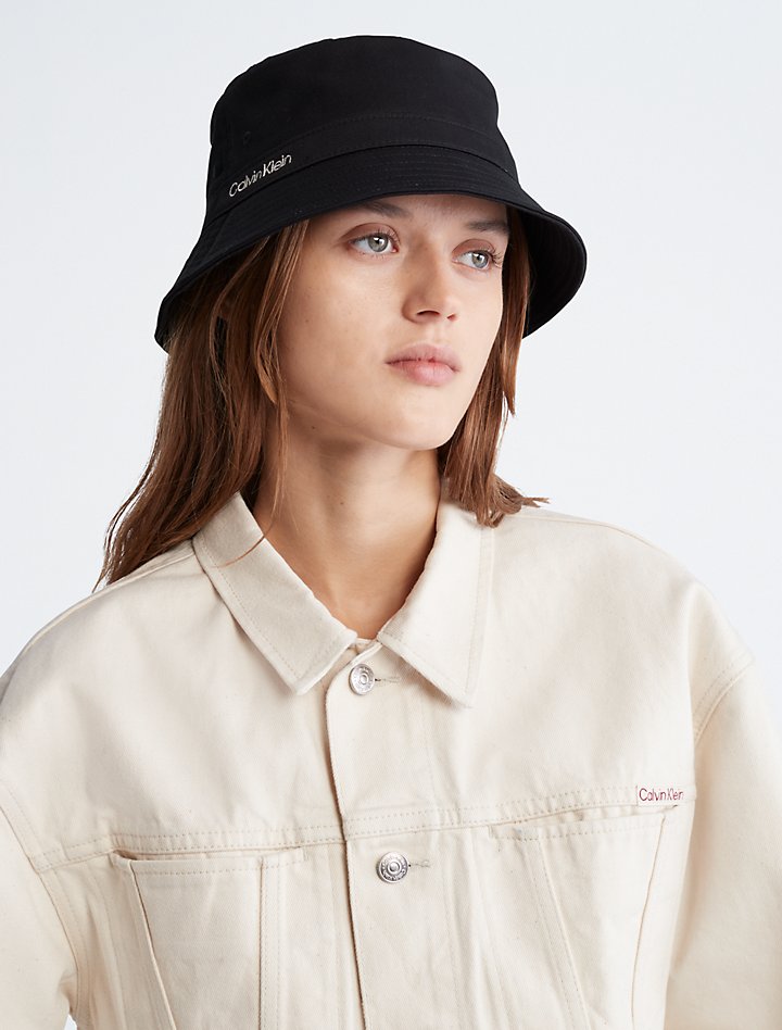Calvin Klein- Standard Logo Cotton Twill Bucket Hat - Black Beauty