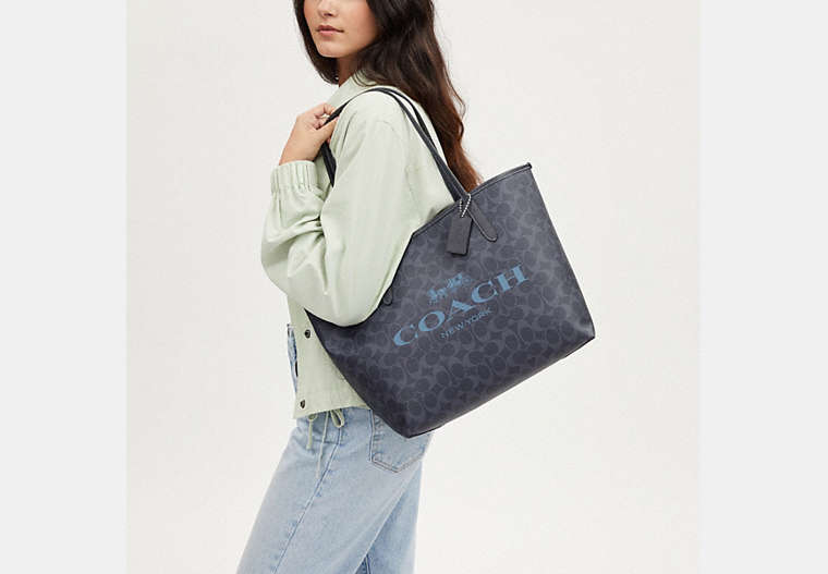 Coach- City Tote In Signature Canvas Silver/Denim/Midnight Navy