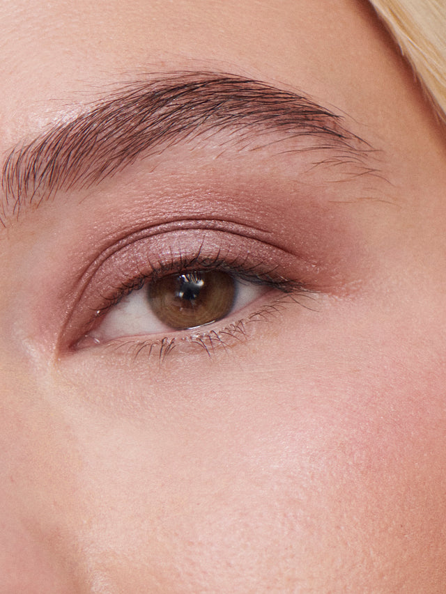 ILIA- Liquid Powder Eye Tint