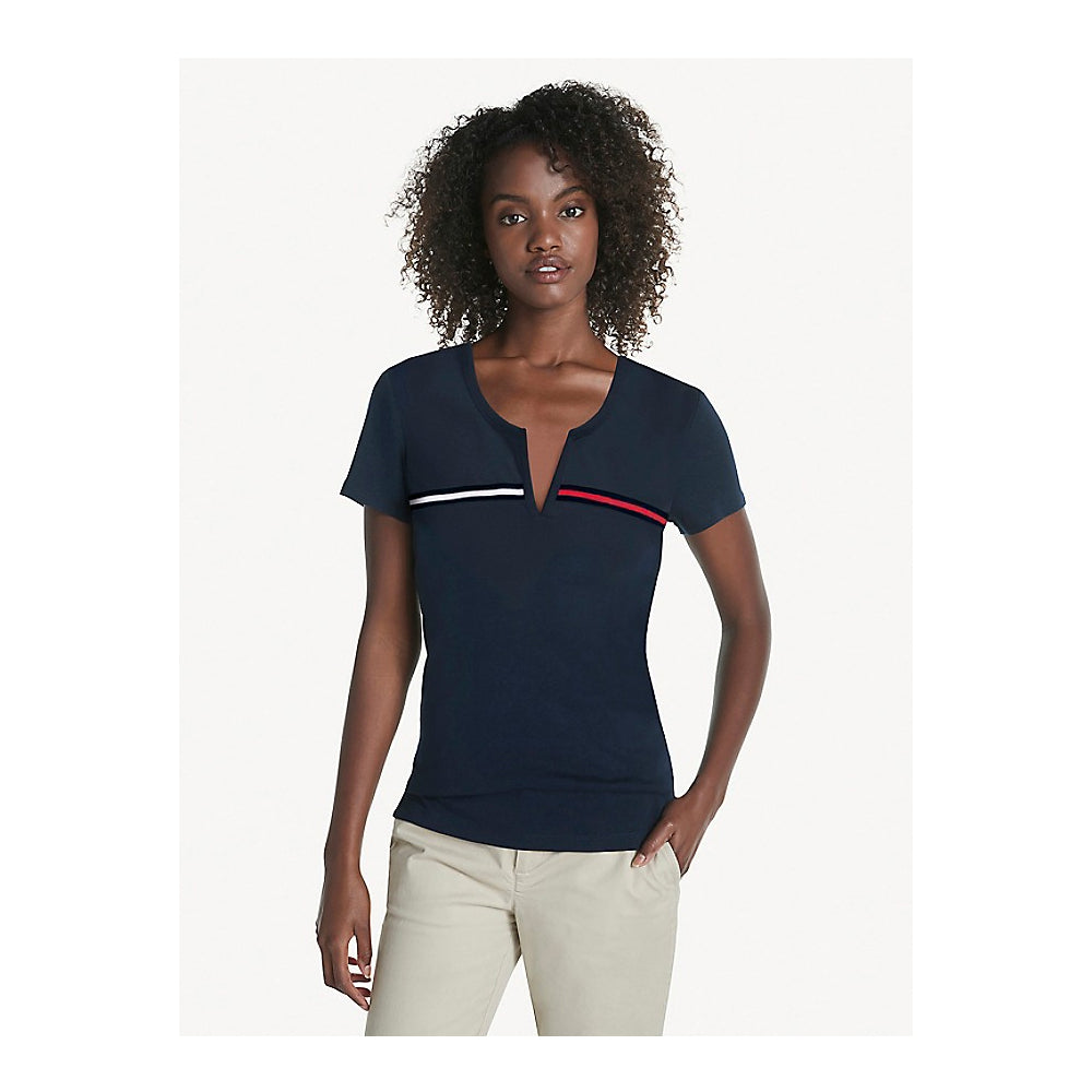 Tommy Hilfiger- ESSENTIAL SPLIT-NECK T-SHIRT – Amreki