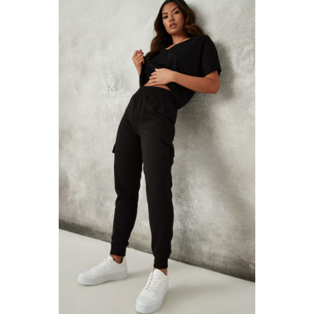 Missguided- Black Rib V Neck Oversized Boyfriend T Shirt