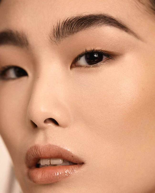 Fenty Beauty- Bright Fix Eye Brightner (Butter)