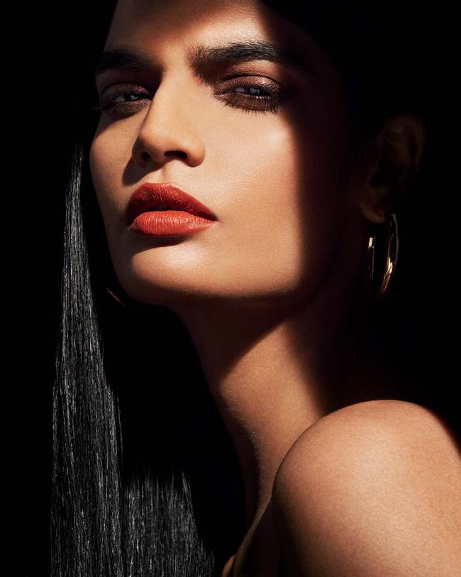 Fenty Beauty- Pro Filt'r Mini Instant Retouch Setting Powder (Cashew)