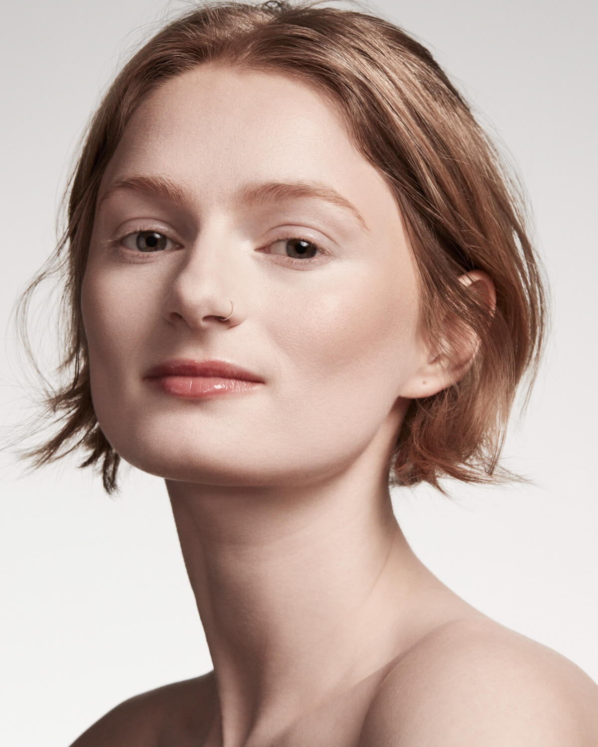 Fenty Beauty- MATCH STIX CONTOUR SKINSTICK (Soft Amber contour, cool neutral undertone for light skin tones)