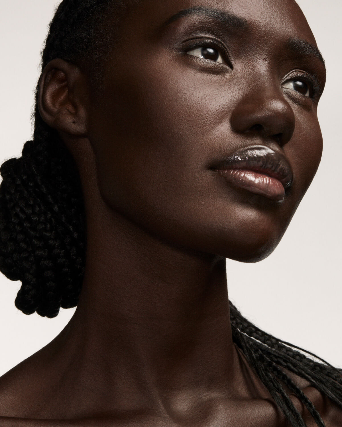 Fenty Beauty- PRO FILT'R SOFT MATTE LONGWEAR FOUNDATION (498 deep with neutral undertones)