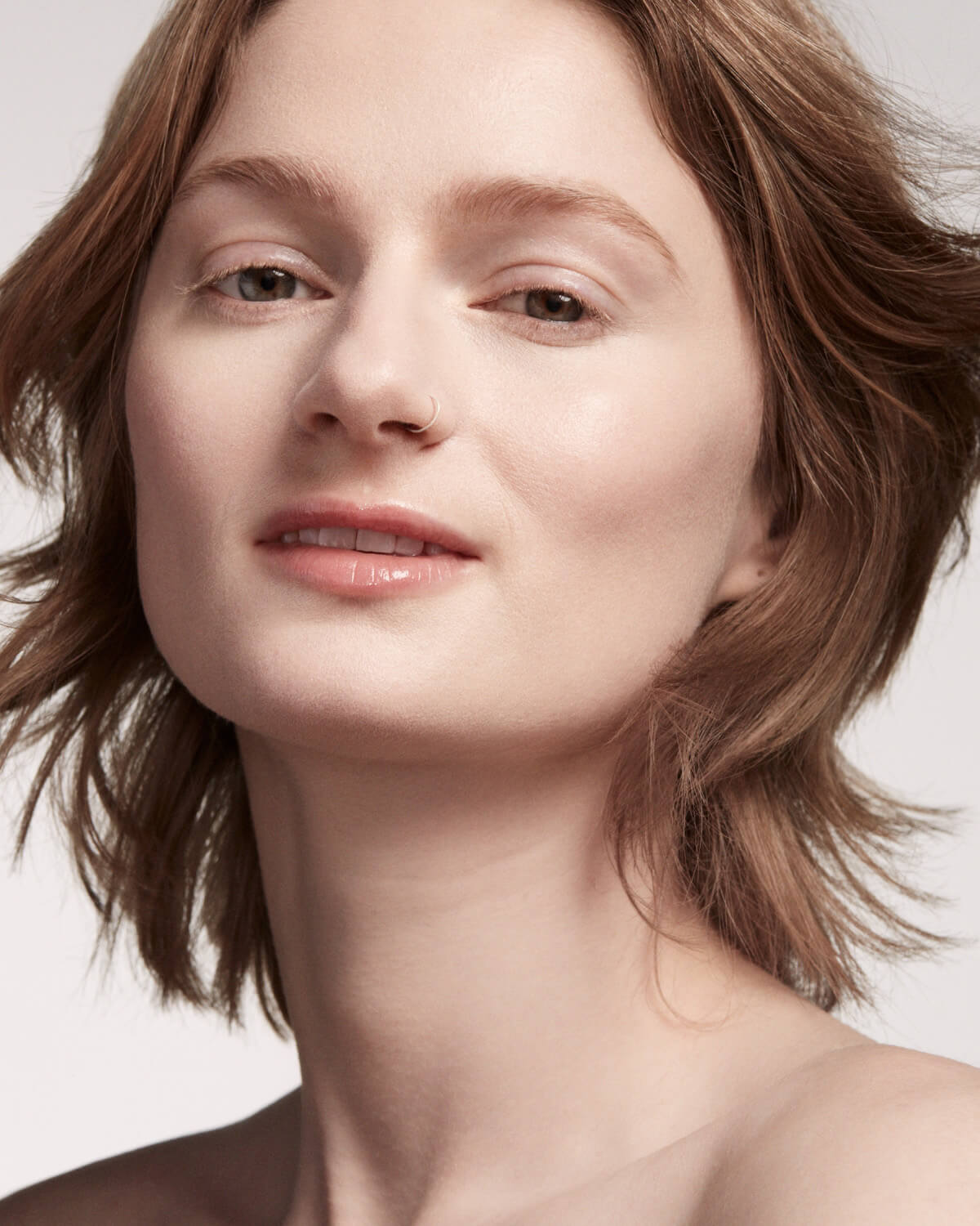 Fenty Beauty- PRO FILT'R SOFT MATTE LONGWEAR FOUNDATION (100 Light With Neutral Undertones)