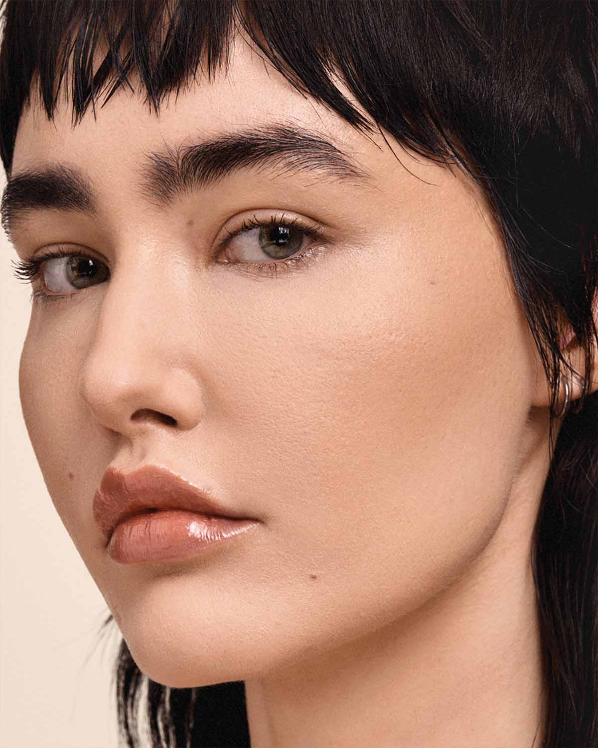 Fenty Beauty- PRO FILT'R SOFT MATTE POWDER FOUNDATION (170 light with cool pink undertones)