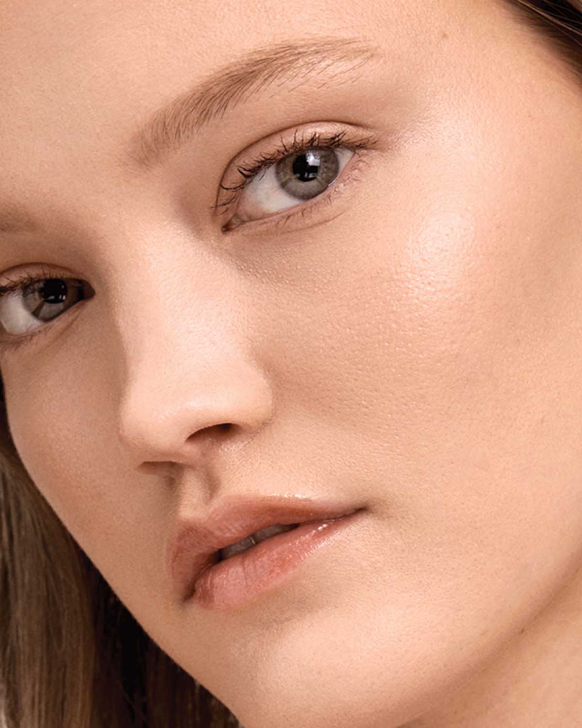 Fenty Beauty- PRO FILT'R INSTANT RETOUCH CONCEALER (180 light medium with warm undertone)