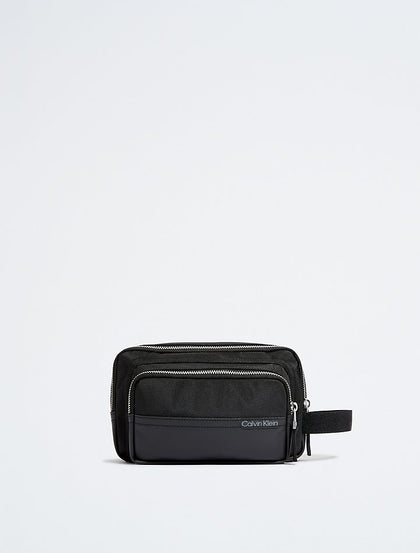 Calvin Klein- Utility Dopp Kit - Black Beauty