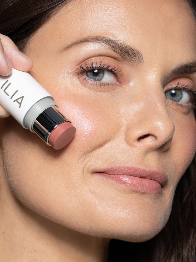 ILIA- Multi-Stick
