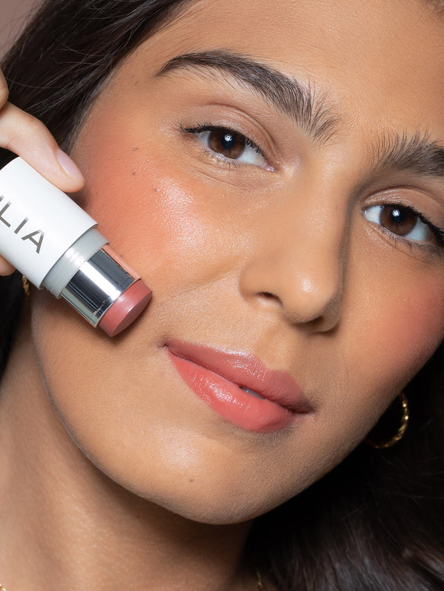 ILIA- Multi-Stick