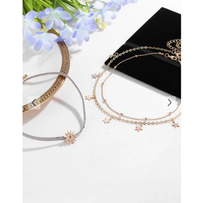 Zaful- Multilayered Star Pendant Choker Necklace - Gold