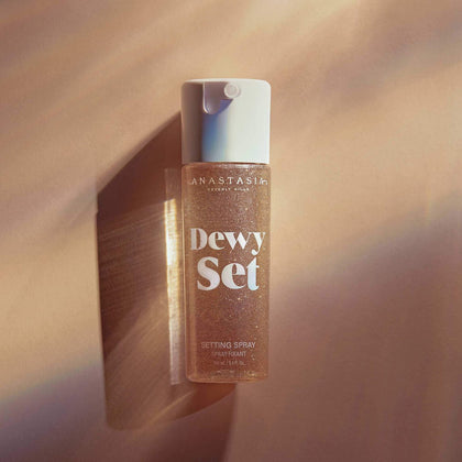 Anastasia Beverly Hills- Dewy Set Setting Spray