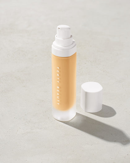 Fenty Beauty- PRO FILT'R SOFT MATTE LONGWEAR FOUNDATION (140 light with warm yellow undertones)