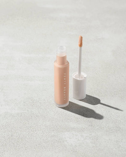 Fenty Beauty- PRO FILT'R INSTANT RETOUCH CONCEALER (160 light with cool peach undertone)
