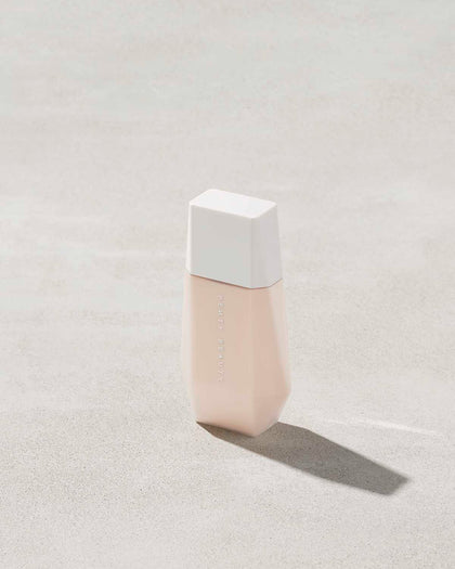 Fenty Beauty- EAZE DROP BLURRING SKIN TINT (1 light with cool neutral undertones)