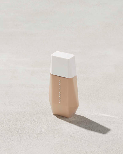 Fenty Beauty- EAZE DROP BLURRING SKIN TINT (3 light with warm neutral undertones)