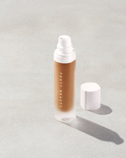 Fenty Beauty- PRO FILT'R SOFT MATTE LONGWEAR FOUNDATION (425 medium deep with olive undertones)